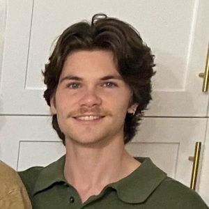 Meet your Posher, Max